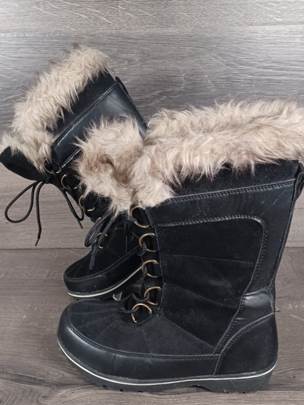 Target Black Snow Boots Women's Size 7 Suede with Faux Fur
